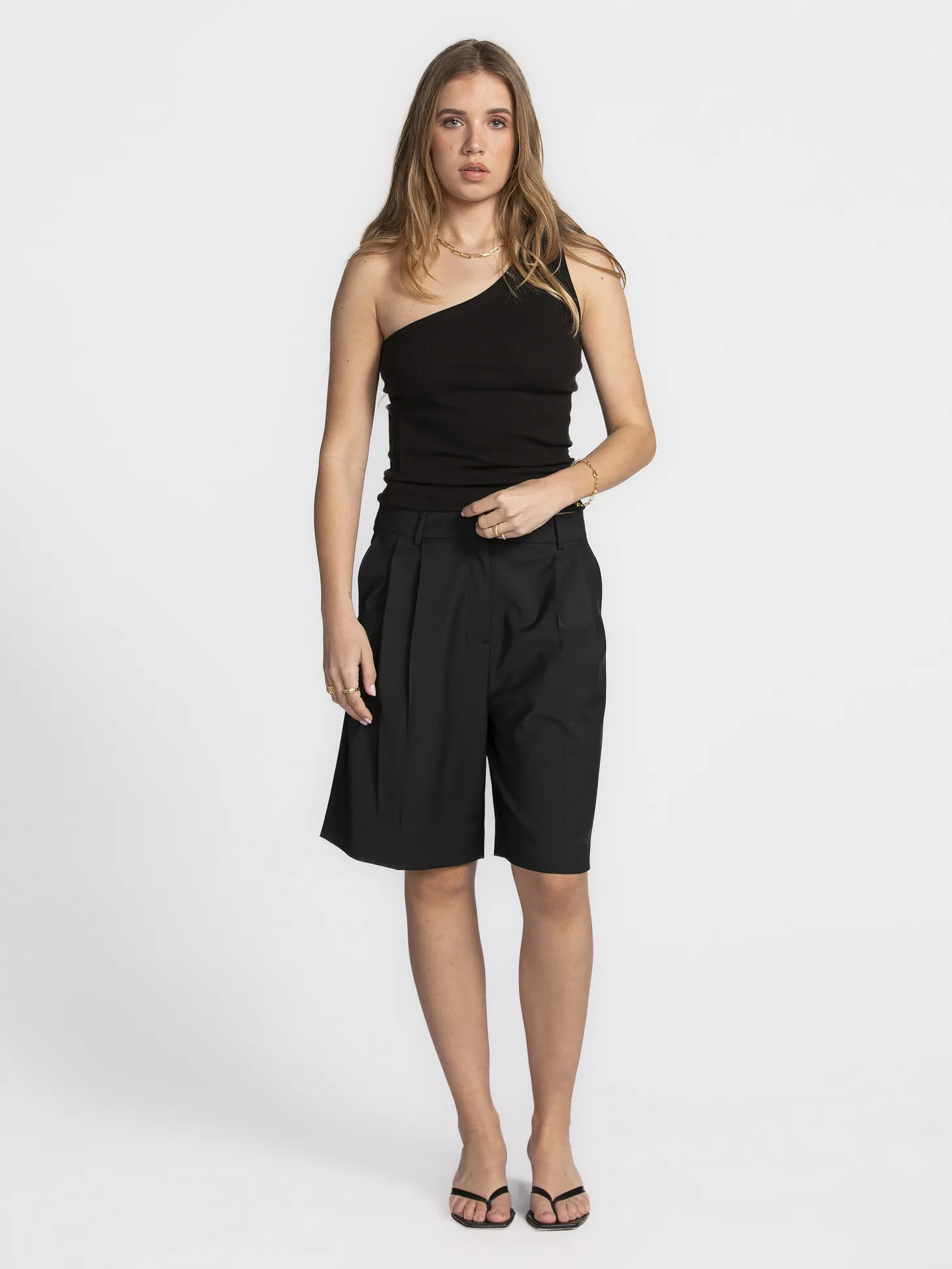 Selected Asymmetrische top Anna Black Clearance