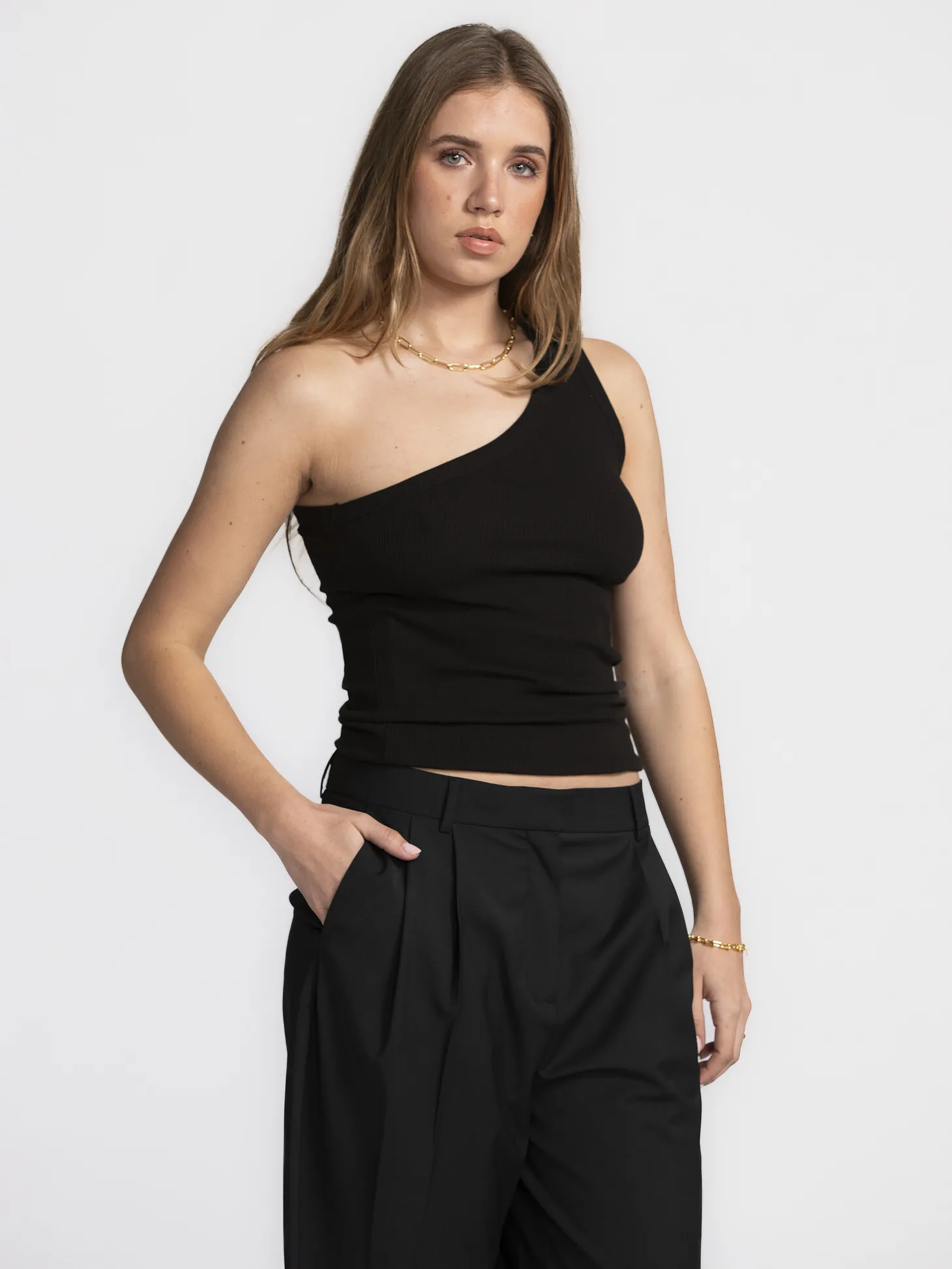 Selected Asymmetrische top Anna Black Clearance