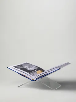Boekensteun X Clear Fashion