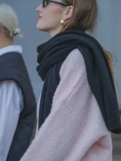 Les Soeurs Cashmere Sjaal Nori Black Fashion