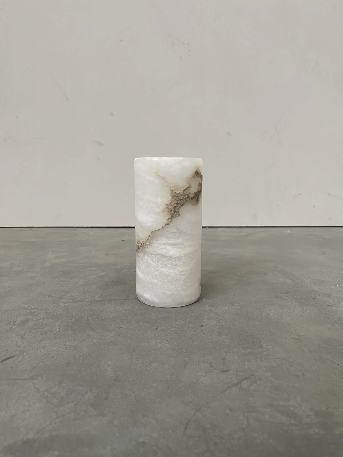 Les Soeurs Cylinder Alabaster Waxinelichthouder (medium) White Sale