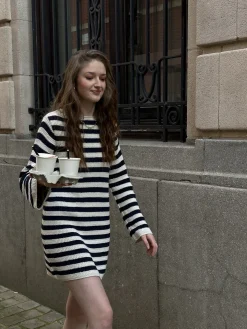 Edited Gehaakte jurk Benita CreamNavy+Striped Sale
