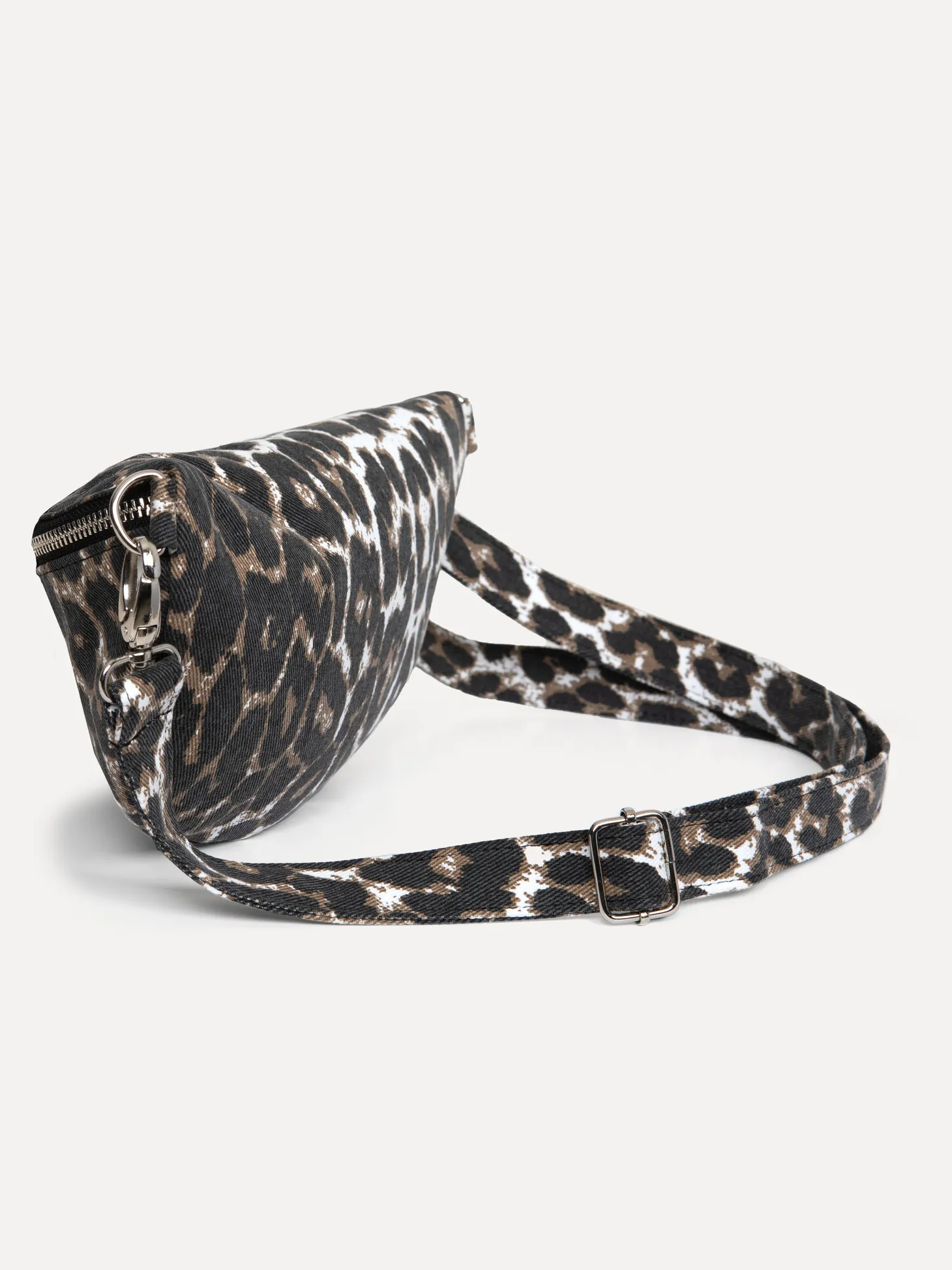 Les Soeurs fanny bag Julian Leopard New