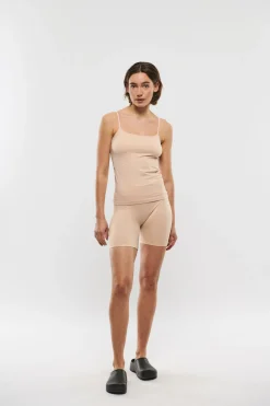 MBYM Naadloze short Kiran Armelle Nude+Powder New