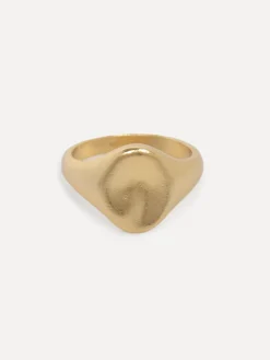 Les Soeurs Pinky Ring Ginette Oval Gold Fashion