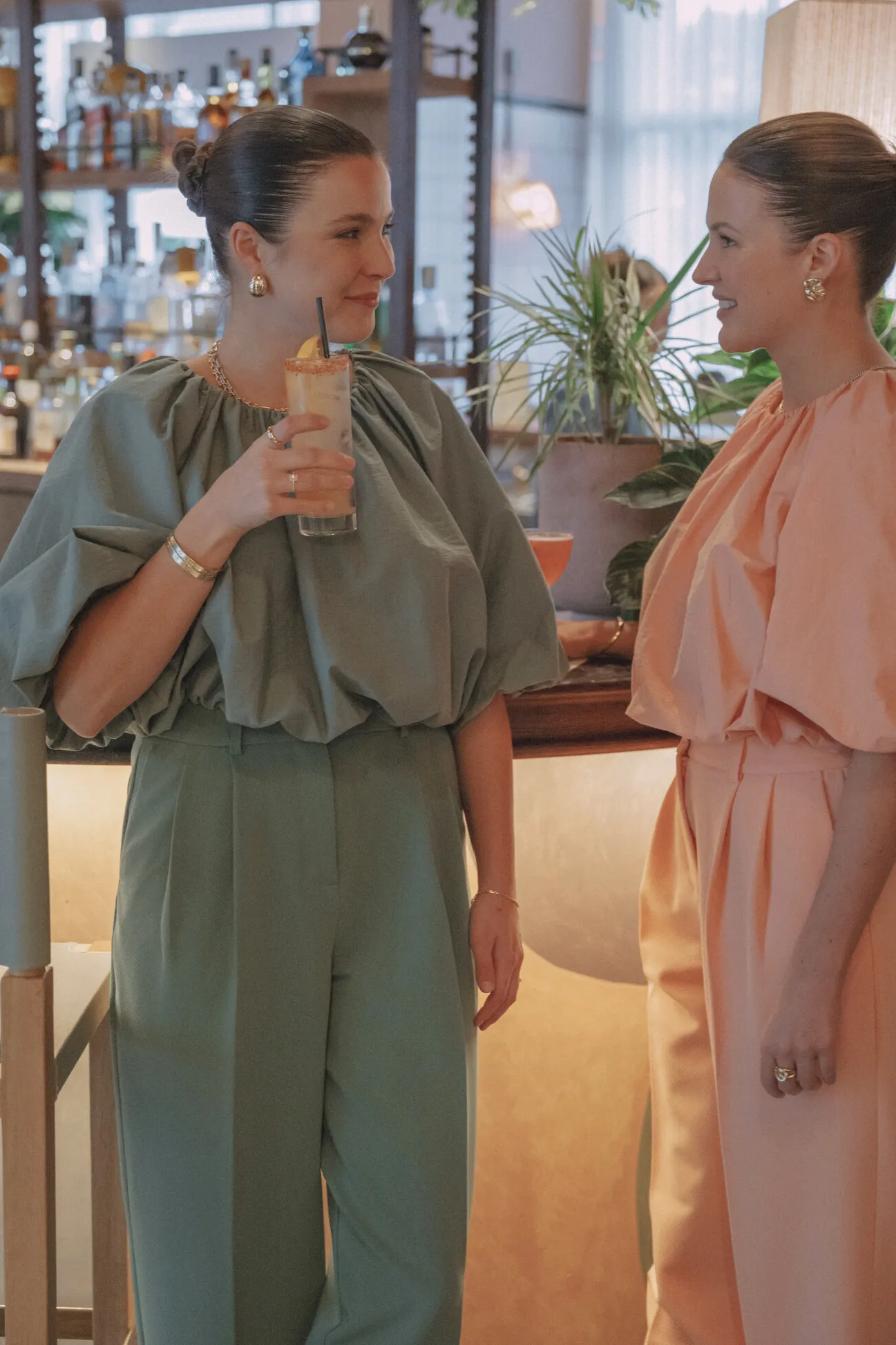 Les Soeurs Plooibroek Johnny Green Fashion