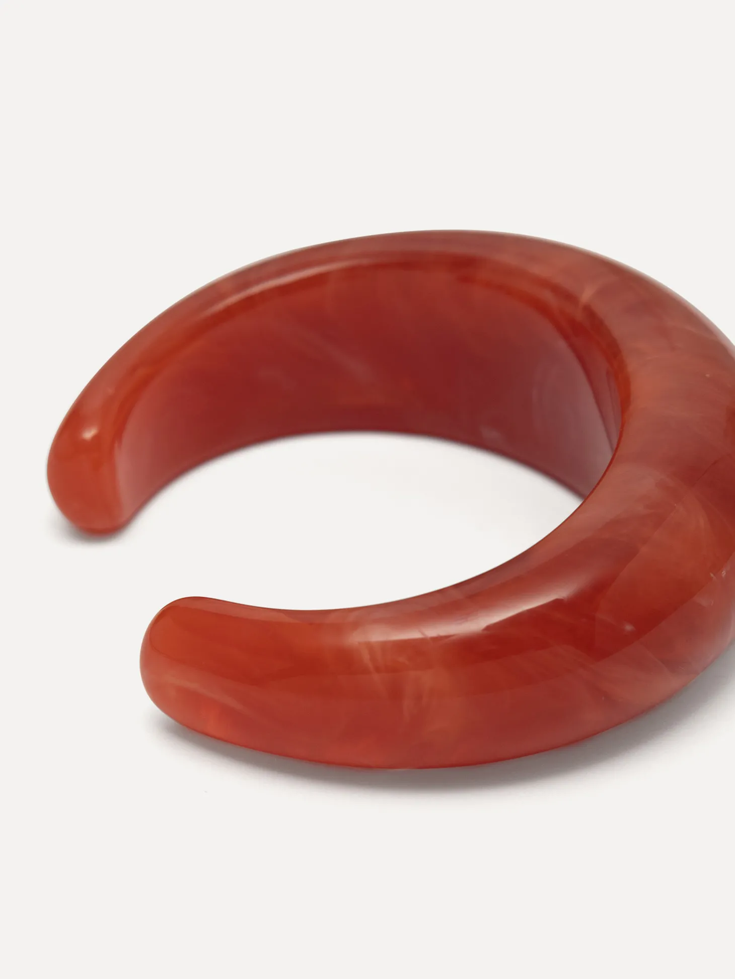 Les Soeurs Resin Bangle armband rond open Red Outlet