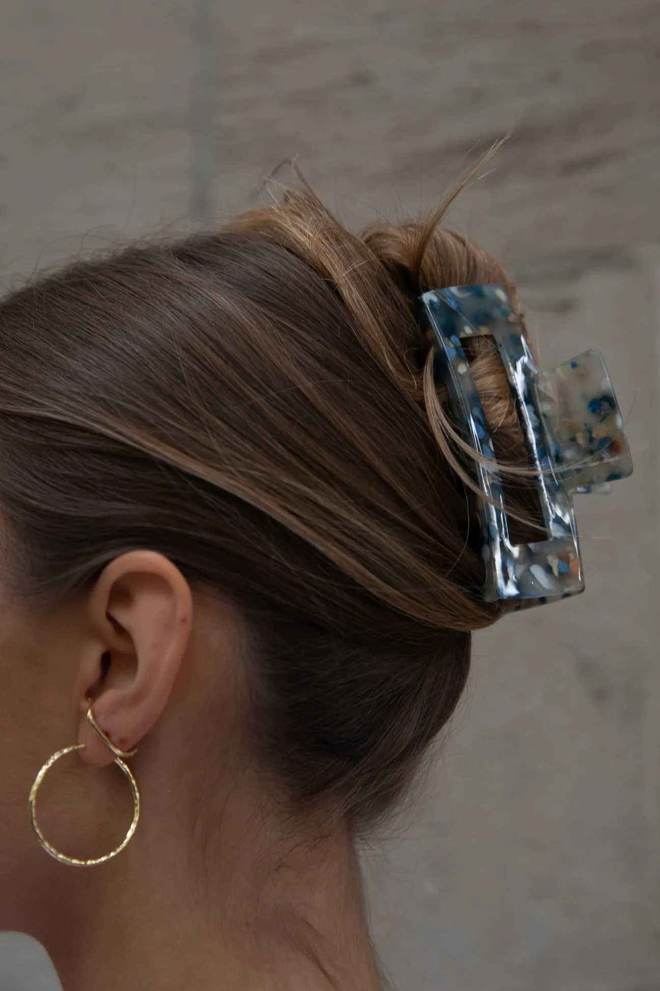 Les Soeurs Resin Hair Clip Rectangle Ocean Clearance