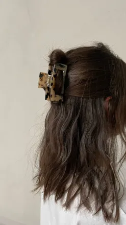Les Soeurs Resin Hair Clip Rectangle Light+Tortue Sale