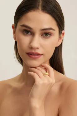 Les Soeurs Ring Gioia Hammered Dome Gold Sale