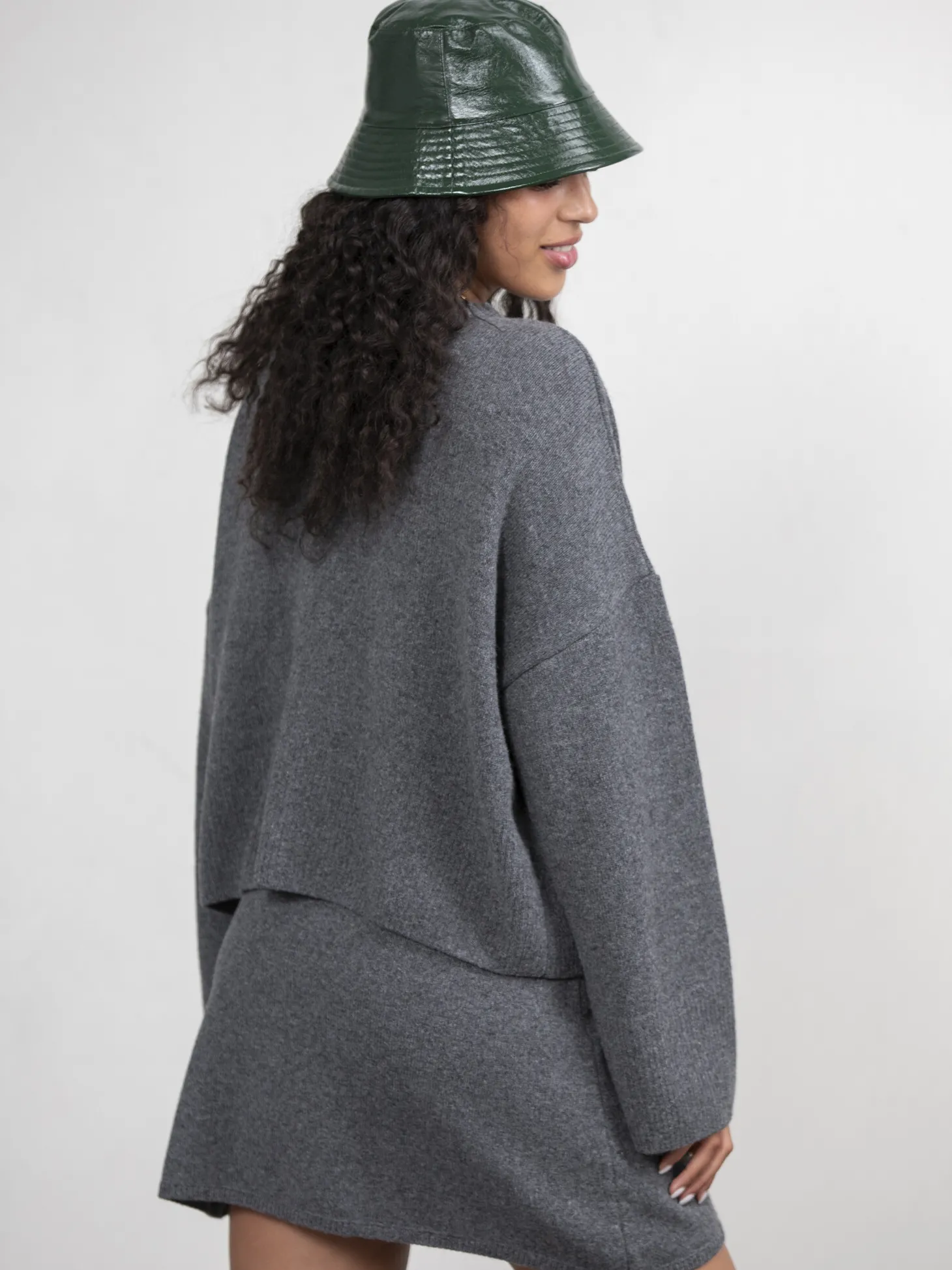 Les Soeurs Vegan leren bucket hat Penny Dark+Green Best