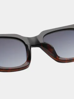 A.Kjaerbede Zonnebril Nancy Black+Demi+Tortoise Fashion